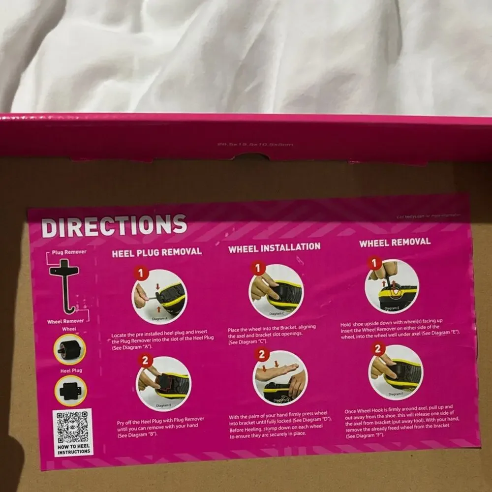 Heelys 3 Barbie Edition new in box never worn really cute subtle barbie theme